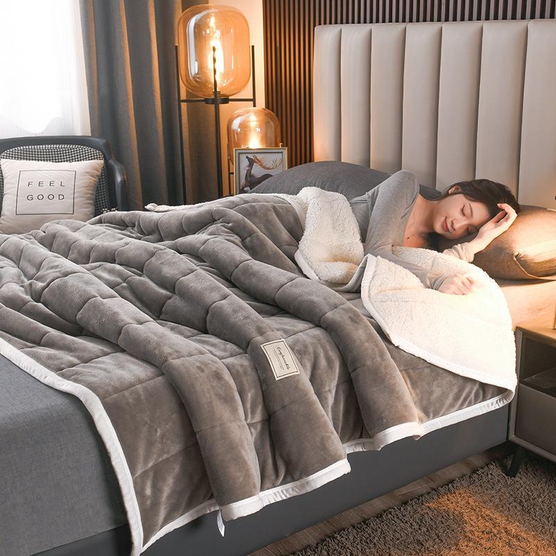 50% OFF | WoolCuddle - Plush wool blanket for ultimate comfort [Last day sale]